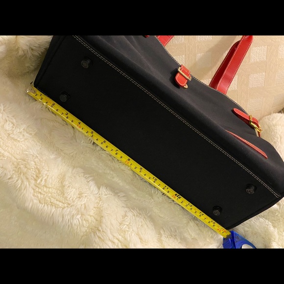 🌸 SISLEY PARIS BLACK BAG - Picture 9 of 16